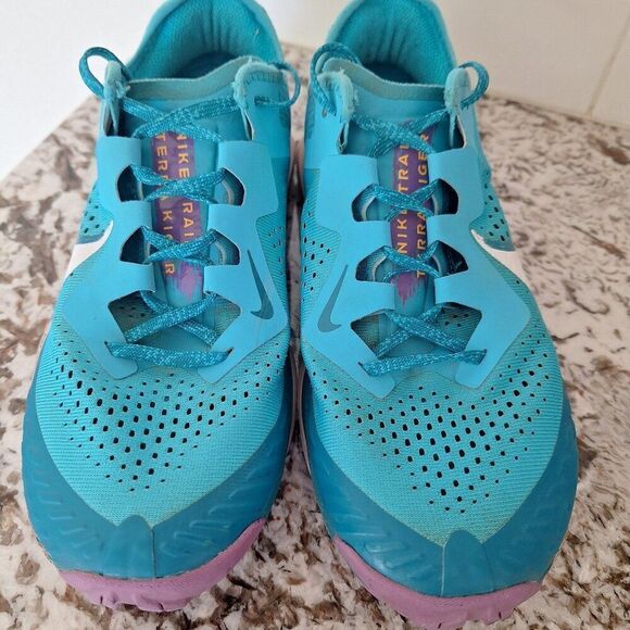 Nike Zoom Trail Terra Kiger  Woman’s size 9. - Picture 1 of 9